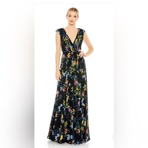 Mac Duggal Black Floral Gown Size 24 NWT